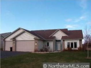 23372 Arrowhead St NW, Saint Francis, MN 55070