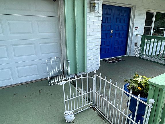 2nd image of 1112 Lanyard St