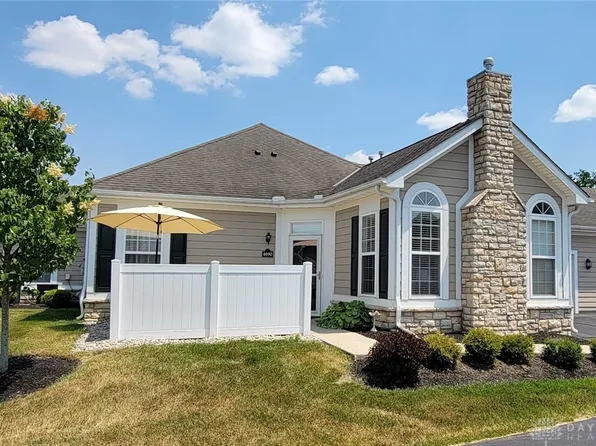 4690 Cobblestone Dr, Tipp City, OH 45371