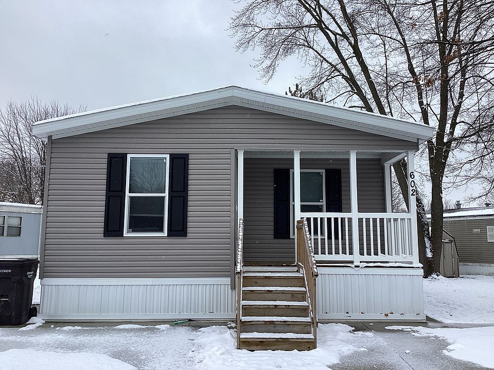 1st image of 602 Fresno Cir SE #69