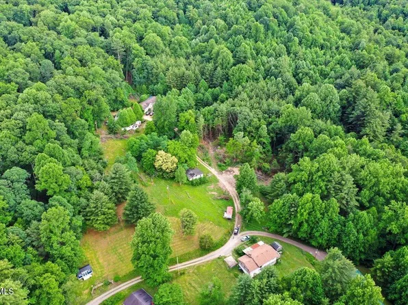 1258 Hawkins Rd, Laurel Bloomery, TN 37680