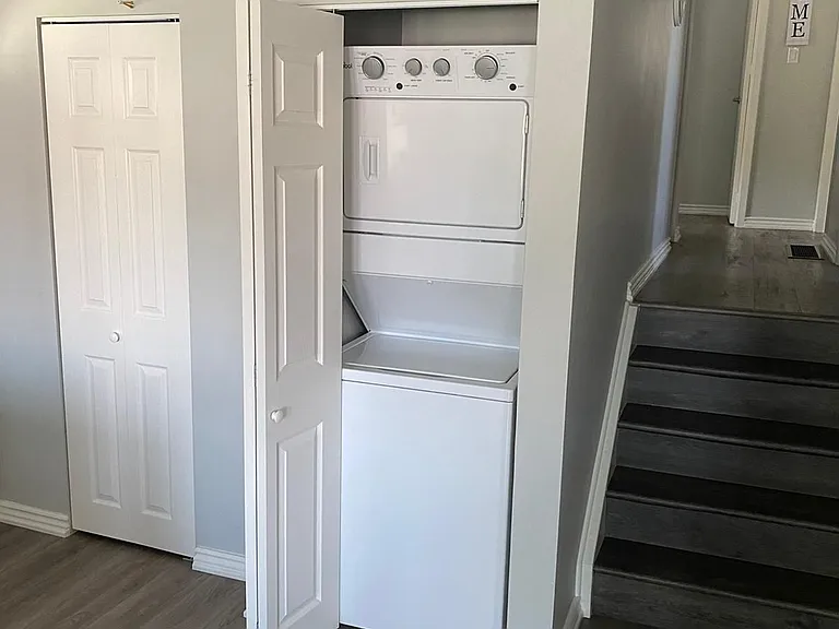 876 Antonio St — Photo 24