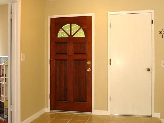 3rd image of 2395 Cimarron Dr