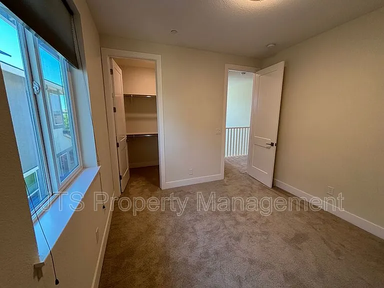 12086 Mircado Way — Photo 25