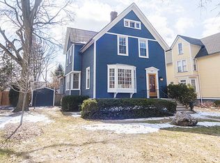 1202 Main St, Evanston, IL 60202