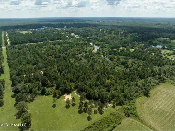 24094 Rester Rd, Picayune, MS 39466