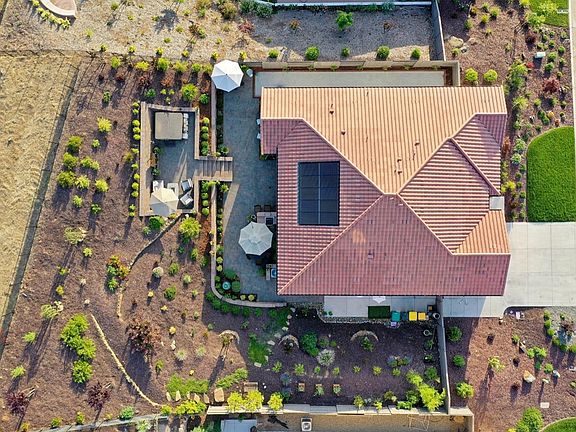 5th image of 2510 Mandrake Ln