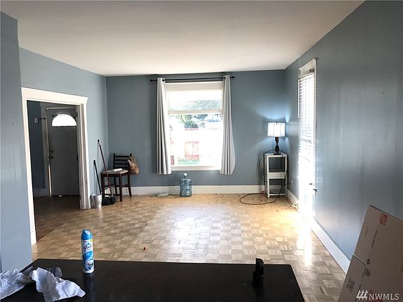 5th image of 3715 E B St