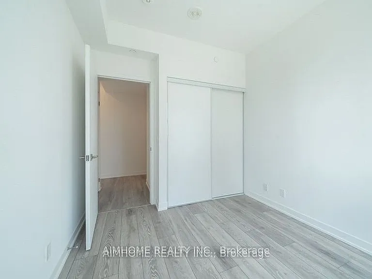 15 Holmes Ave #1202 — Photo 10