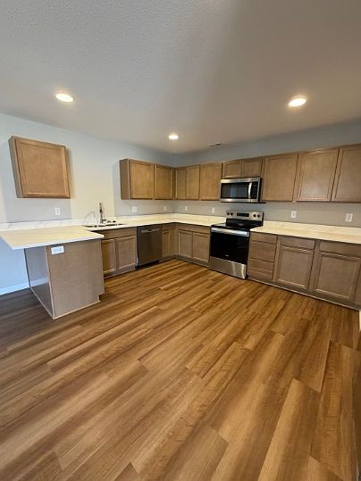 1st image of 1096 Pebblecreek Dr #B