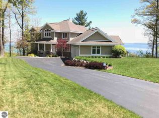 9247 S Majestic Ridge Dr, Traverse City, MI 49684