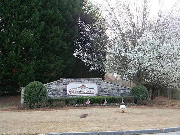 Neighborhood Entrance