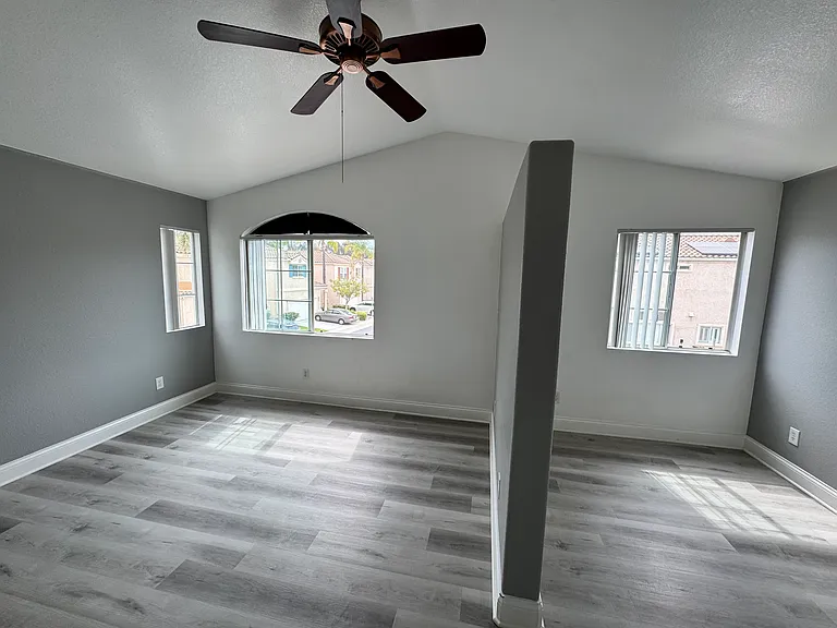 9606 Galvin Ave — Photo 10