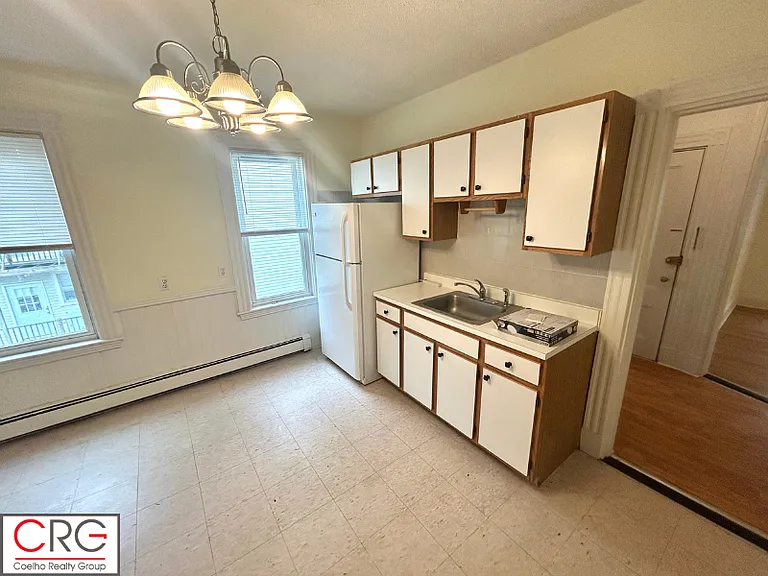 89 Lincoln St #2 — Photo 17