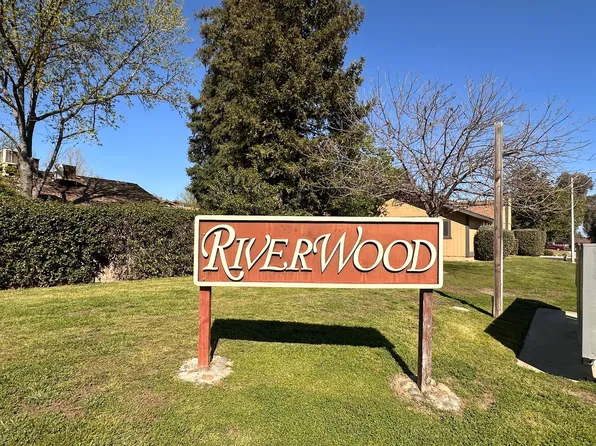 1930 E Harold Ave, Visalia, CA 93292