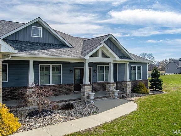 3rd image of 6602 Golden Raintree