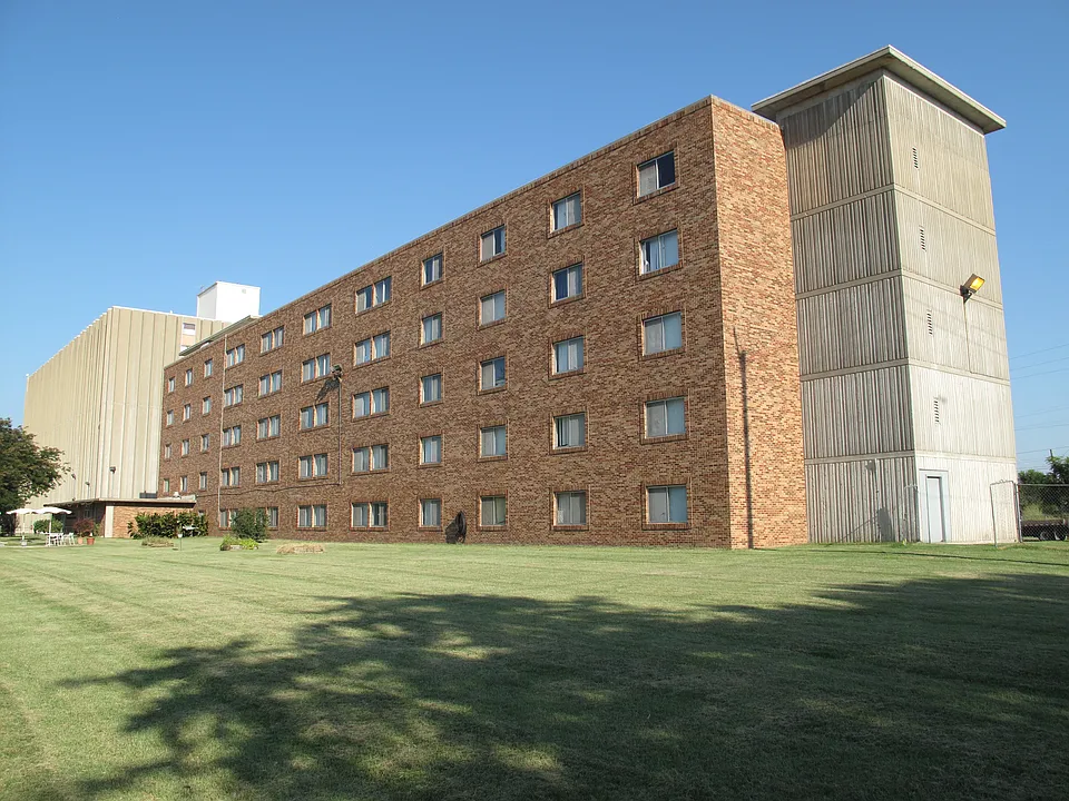 Cross-Lines Retirement Center 1