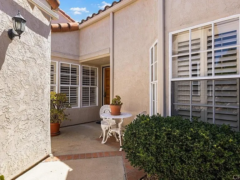15880 Avenida Villaha #71 — Photo 5