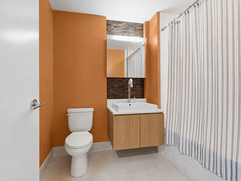 77 Hudson St #2412 — Photo 14
