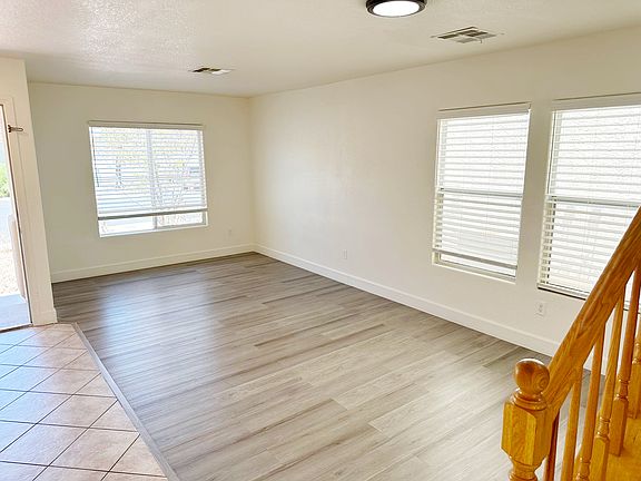 3rd image of 159 Willow Pond Ct