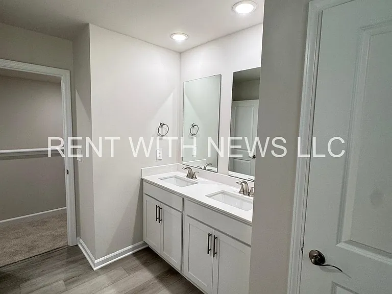 649 White Birch Ln — Photo 28