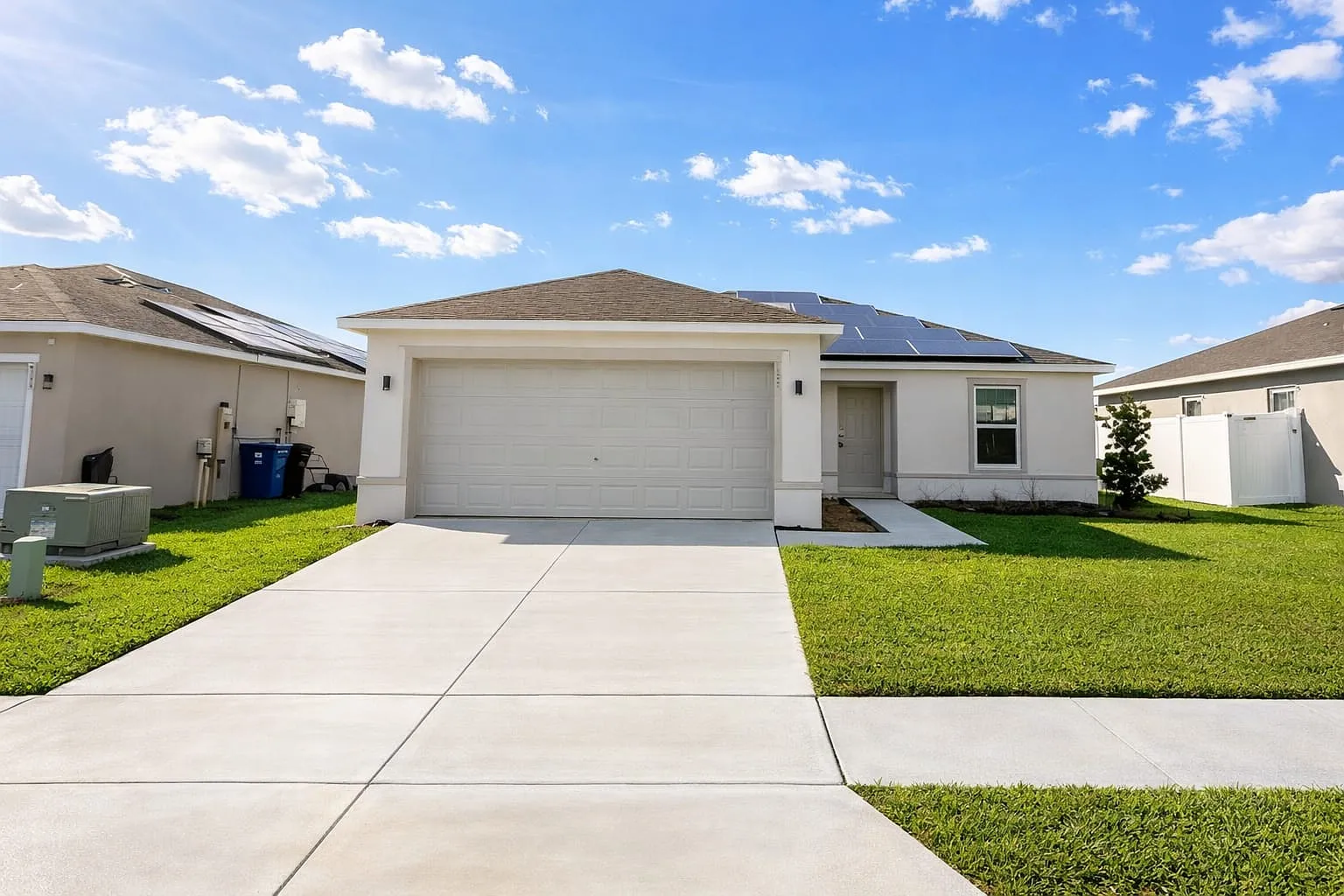 3 bed, 1282 sqft, $1,800 — Photo 2