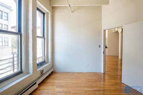 Rented by Brooklyn Bridge | media 11