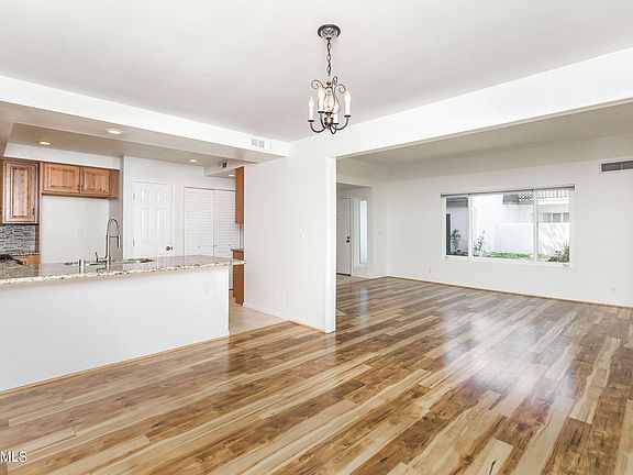4th image of 3715 Summershore Ln