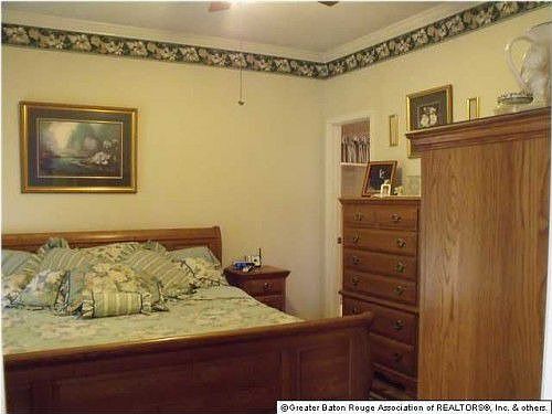 5th image of 7608 Elmwood Dr