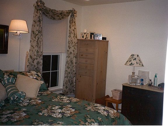 3rd image of 305 Furnace Dr