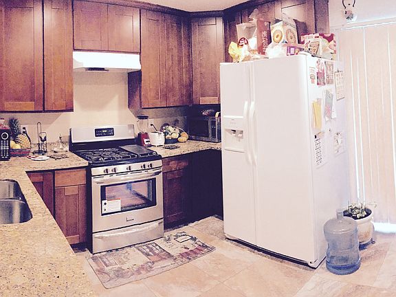 5th image of 2050 E 13th St