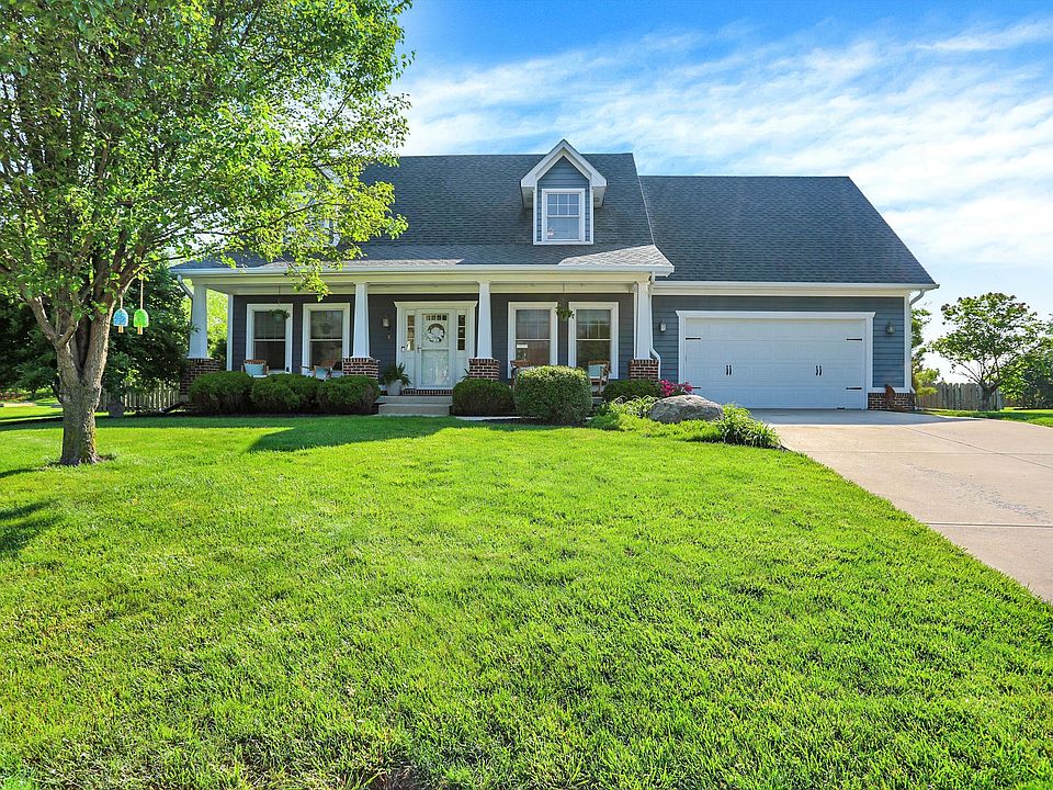 1st image of 425 Karen Ct