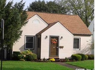 314 Darlington Rd, Syracuse, NY 13208