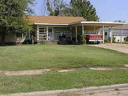 2nd image of 224 NE 22nd St