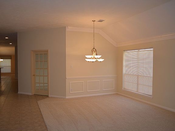5th image of 1023 Bayhill Dr