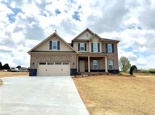111 Owl Ln, Winston Salem, NC 27127