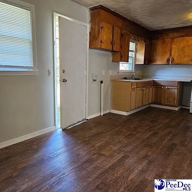 605 Howard Street - 1 — Photo 3
