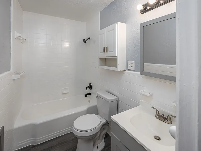 1904 NW Lake Ave — Photo 15