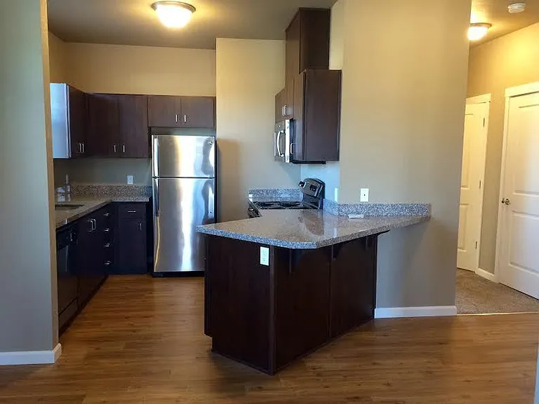 Plumtree Apartments — Photo 50