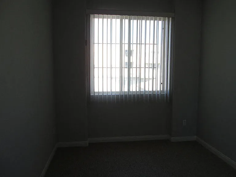 10133 Tabor St — Photo 21