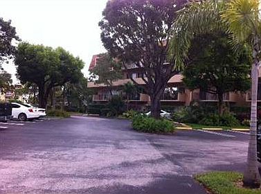 3rd image of 7900 Camino Cir APT 101