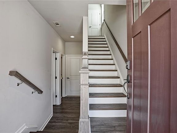 3rd image of 1614 Falcon Crest Way