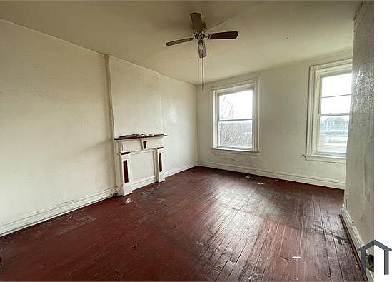 5th image of 2905 Gravois Ave #B