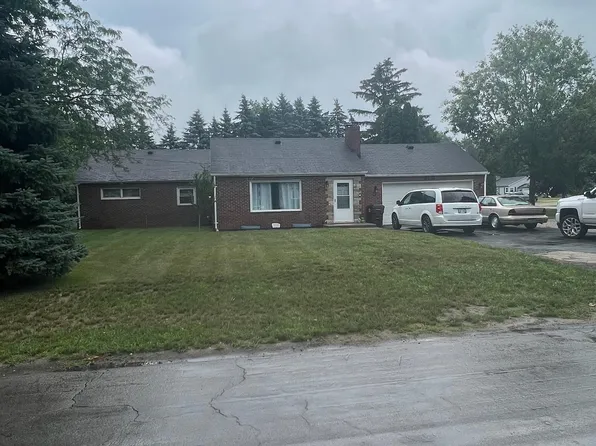 719 Wood St, Petersburg, MI 49270