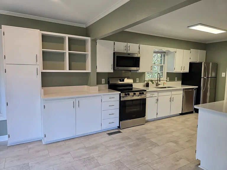 3703 Hickory Hill Dr — Photo 7