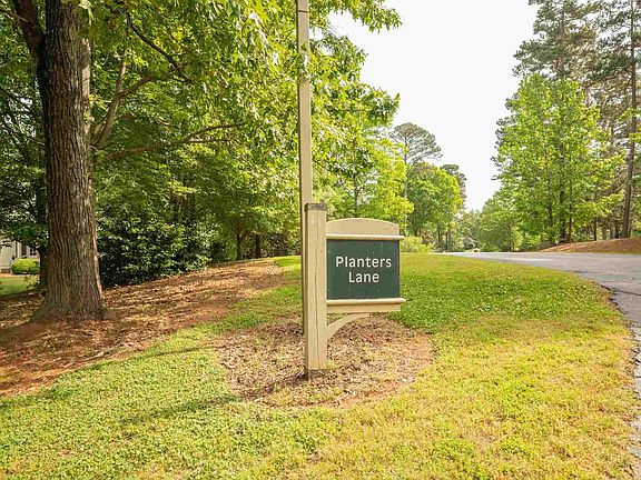 3rd image of 1080 Planters Ln
