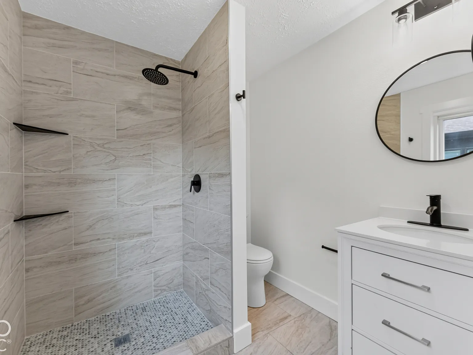 2 bed, 3.0 bath, 1728 sqft, $1,900 — Photo 4