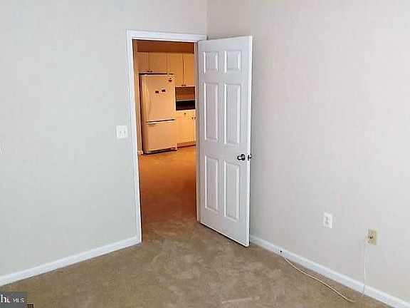 5th image of 11399 Aristotle Dr #11404