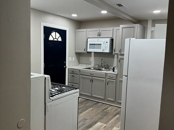kitchen with new appliances