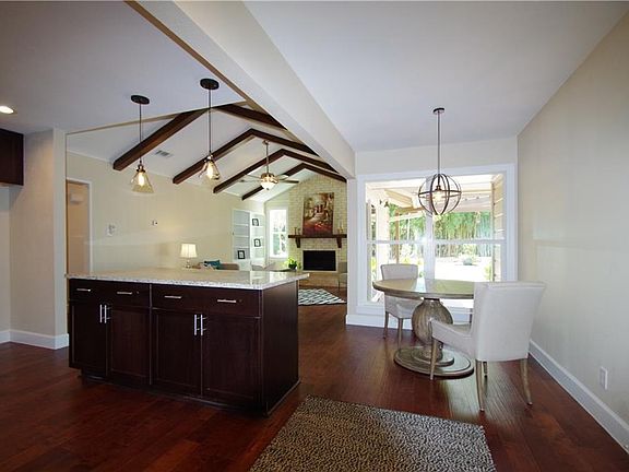 3rd image of 1921 Cannonwood Ln